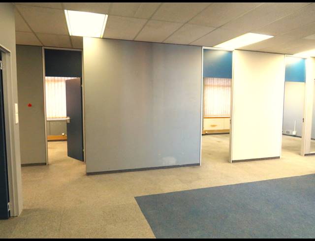 270M² OFFICE TO LET IN STRAND CENTRAL
